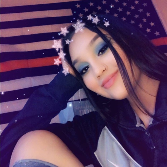 Meet your Posher, Marlene - Picture 3 of 6